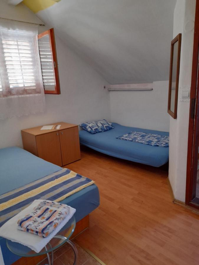 Eleni Apartment Tivat Exterior photo