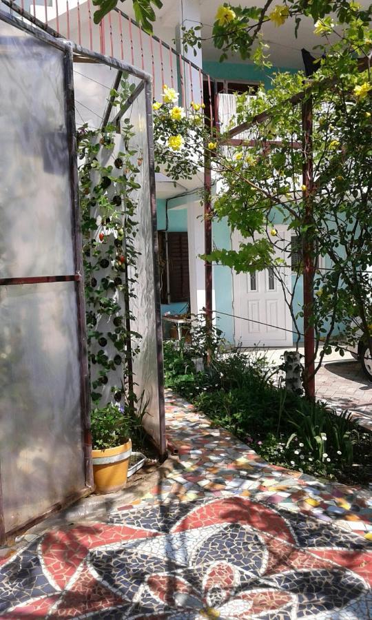 Eleni Apartment Tivat Exterior photo
